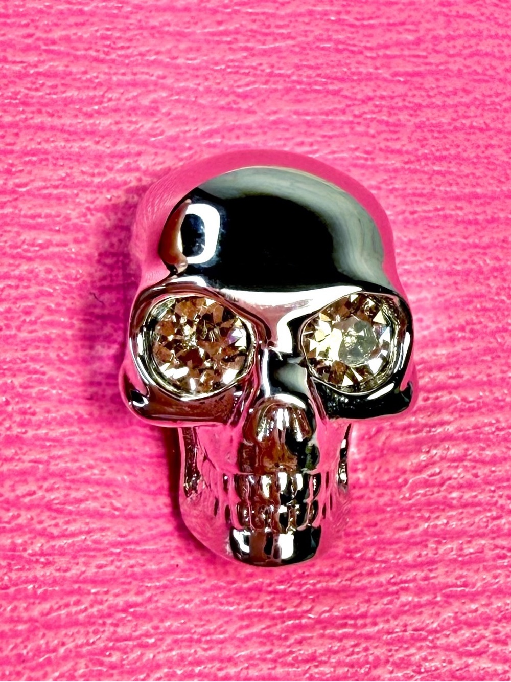 Alexander McQueen Hot Pink Crystal Skull Bi-Fold Card Holder - Picture 6 of 11